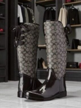 COACH Tristee Signature Lace Up Rain Boots Sz 7 – NWOT